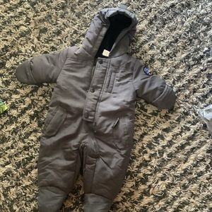 Starting Out 3/6mo Snowsuit EUC